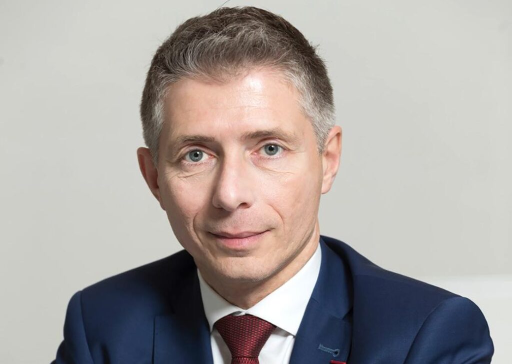 Qui est Gil Avérous, le nouveau ministre des Sports ?