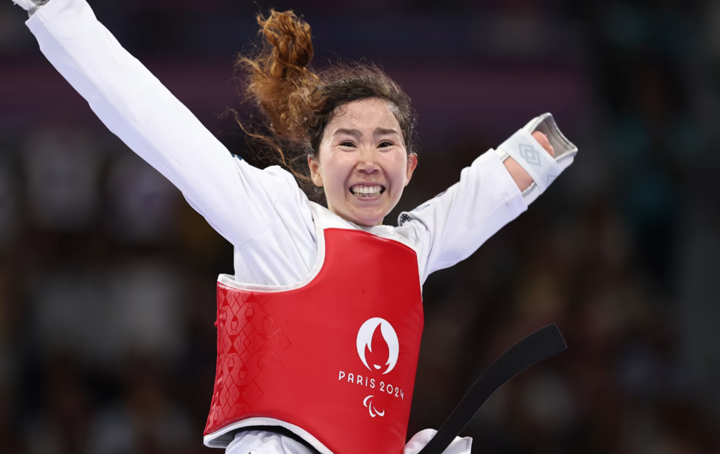 Zakia Khudadadi : Une première sous pavillon français aux Championnats d’Europe de Taekwondo
